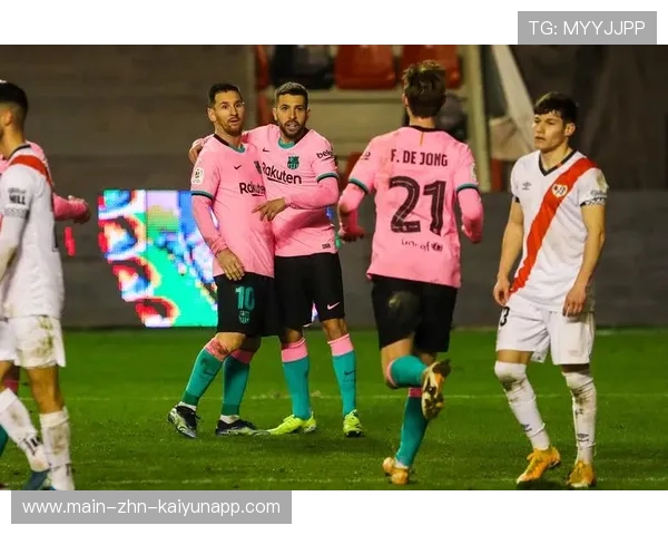 巴萨历史名单纪念活动引发粉丝情感共振